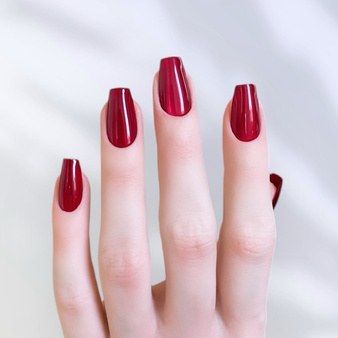 Coffin Maroon CatEyes Nails